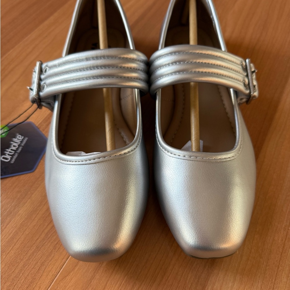Metallic silver Mary Jane ballet flats Women's sonoma 7.5 - Picture 2 of 8